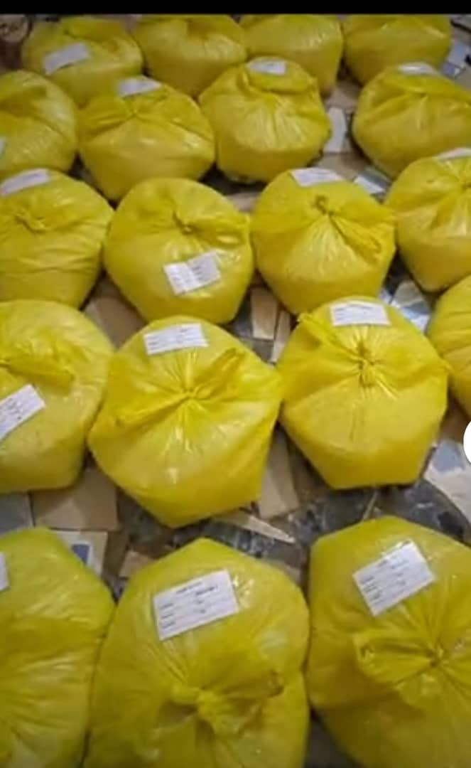 Kits alimentaires aux familles démunies